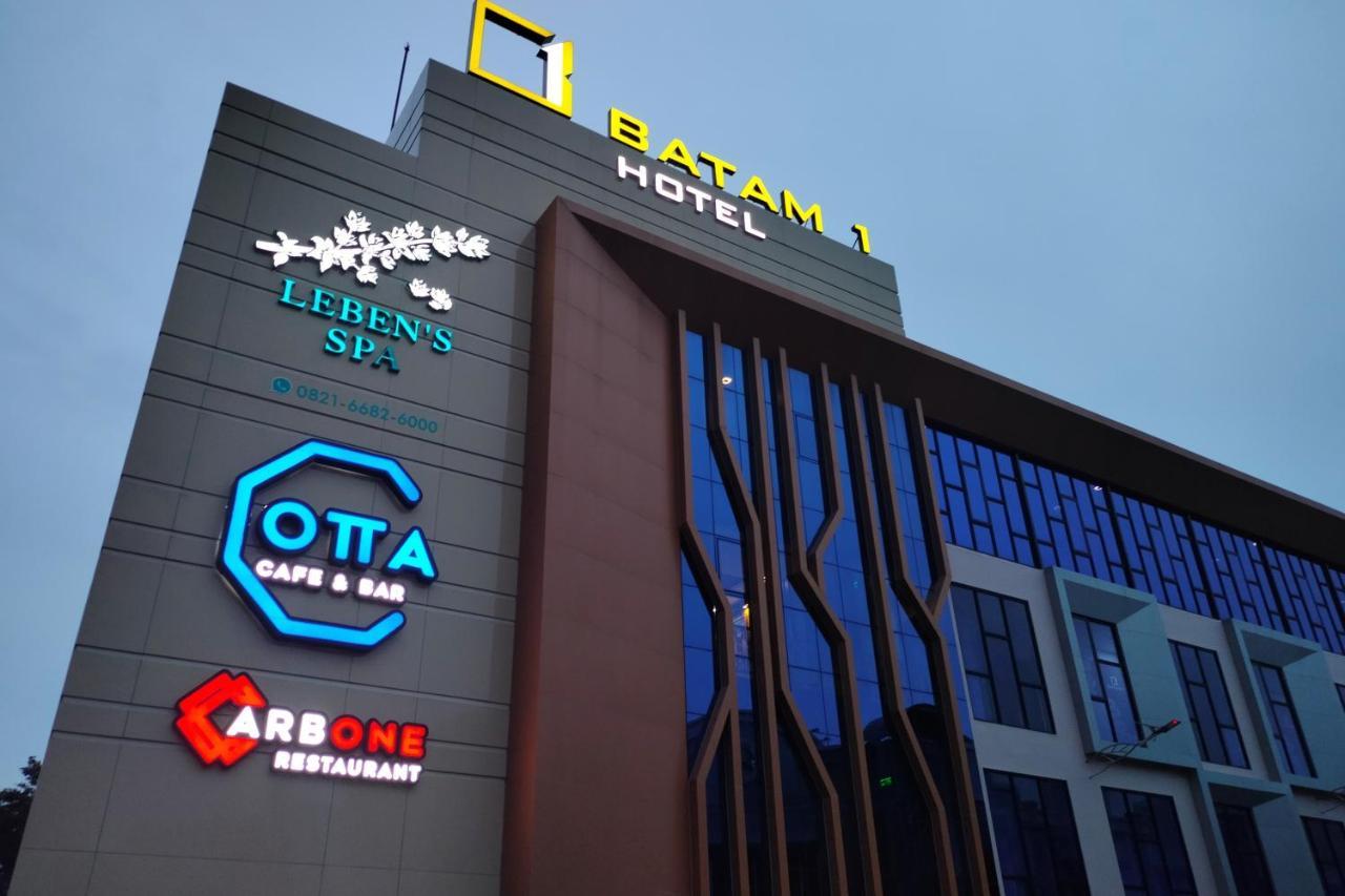 Batam 1 Hotel Наґойя Екстер'єр фото