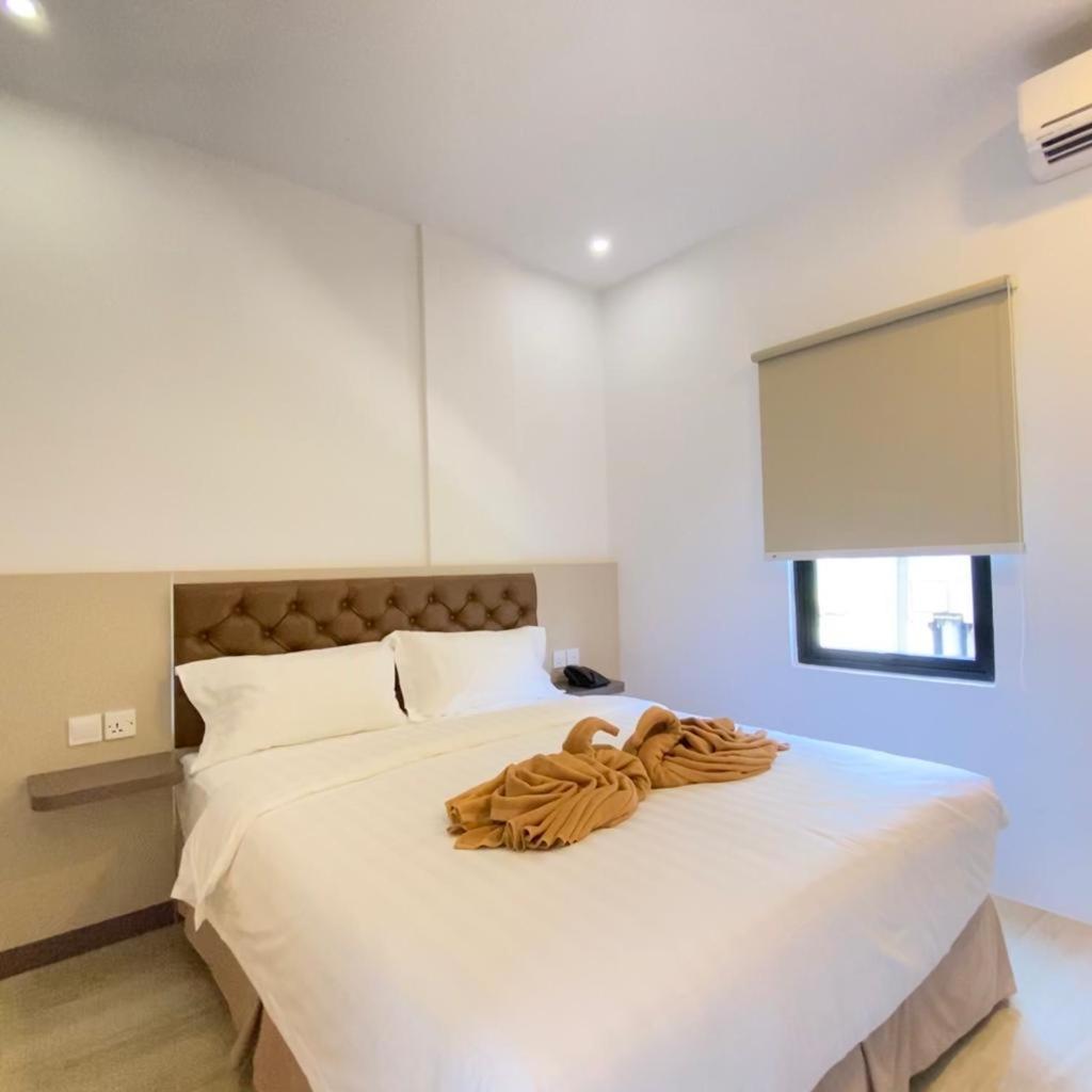 Batam 1 Hotel Наґойя Екстер'єр фото